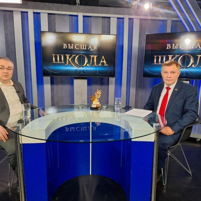 Эдуард Шульц раскрыл секреты подготовки журналистов-международников в новом выпуске «Высшей школы»